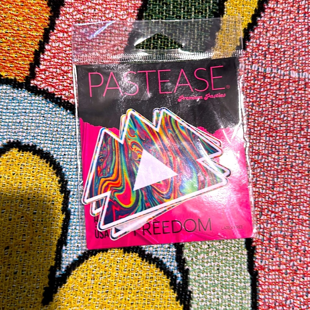 RAINBOW WAKAAN PASTEASE